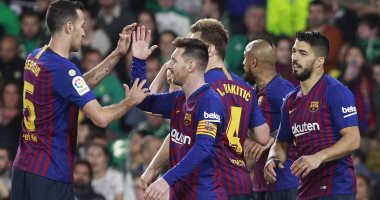 برشلونة ضد فالنسيا.. ميسي يسجل هدف البارسا الأول ويقلص النتيجة إلى 2 - 1