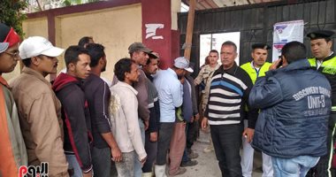 المصريون يشرحون الديمقراطية للعالم فى صناديق الاستفتاء..  الوطنية للانتخابات:إقبال كثيف من المواطنين بثانى أيام الاستفتاء.. المستشار محمود الشريف:لم نتلقى شكاوى واللجان فتحت بموعدها..والنتائج بموعد أقصاه 5 أيام