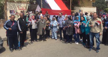 صور.. أعضاء نادى الطيران يدلون بأصواتهم فى الاستفتاء على التعديلات الدستورية