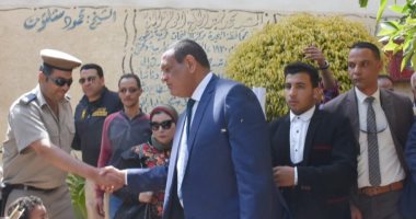 صور.. محافظ البحيرة ومديرا أمن المنوفية والإسماعيلية يتفقدون لجان الاستفتاء