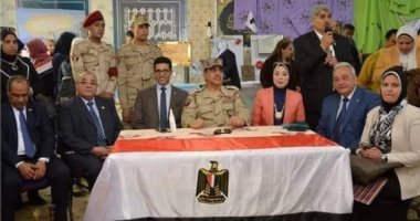 المتلون هيثم الحريرى.. قيادى بحزب الدستور يفضح تناقضات نائب " الدنيا مصالح"
