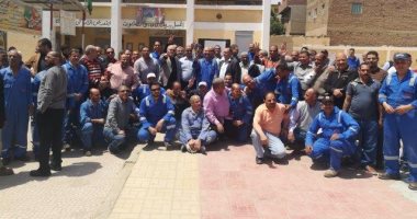 عمال شركة بترول بدهشور ومرسى مطروح يحتشدون بآخر أيام الاستفتاء