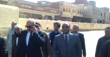صور.. رئيس لجنة الانتخابات بالمحلة ومدير أمن الغربية يتفقدان لجان الاستفتاء