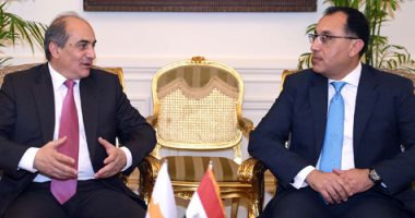 رئيس الوزراء يستقبل رئيس البرلمان القبرصى بحضور وزير شئون مجلس النواب