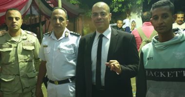 المعلق الرياضى محمد حميدة يدلى بصوته فى الاستفتاء على التعديلات الدستورية