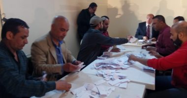 ننشر صور فرز أصوات الاستفتاء على التعديلات الدستورية فى ماسبيرو