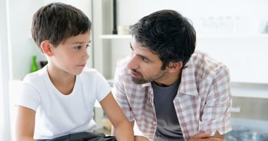 من نظرة عين.. الأطفال يحكمون على الآخرين بناءً على ملامح الوجه مثل الكبار