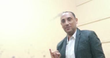 شاهد.. مدرب طنطا يدلى بصوته فى الاستفتاء على التعديلات الدستورية