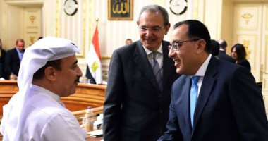 صور.. رئيس الوزراء يلتقى رؤساء البورصات العربية بحضور وزيرى المالية وقطاع الأعمال  