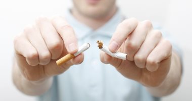 خايفين من تقليدهم.. حكومة كوريا الجنوبية تحث الفنانين على تقليل مشاهد التدخين