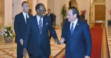 السيسى يستقبل إدريس ديبى.. ويؤكد حرص مصر على تعزيز العلاقات مع تشاد
