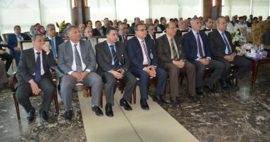 رئيس سلطة الطيران: مصر أرسلت لجانا للتفتيش على مطارات أمريكا وموسكو ولندن