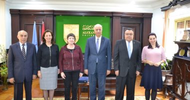 رئيس جامعة الإسكندرية يستقبل مسئول التعاون بمنطقة البحر المتوسط لبحث التبادل الطلابى