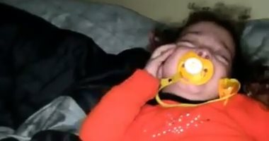 الحقوا "مريم" قبل ما تحصل أختيها حنين ورحمة.. صراخ أب من الغربية يناشد علاج ابنته