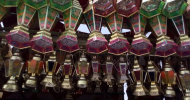 مرحب شهر الصوم.. قارئ يشارك بصور شوادر فوانيس رمضان بأحياء القاهرة