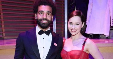 بعد صورتها مع محمد صلاح ..7 معلومات لازم تعرفها عن إيمليا كلارك