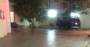 مصرع مسنة تحت عجلات سيارة ابنتها بفناء منزلهما بجازان فى السعودية