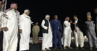 فيديو وصور.. انطلاق أمسية فنية وتراثية على هامش مهرجان الهجن الدولى بشرم الشيخ
