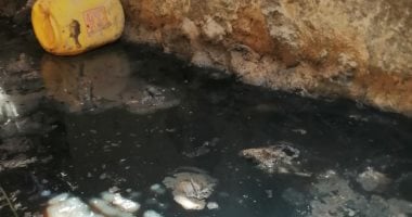 أهالى عزبة فايز بالفيوم يطالبون بسرعة تركيب شبكة صرف صحى