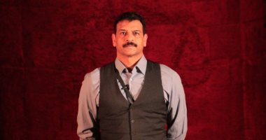 أشرف مصيلحى متطرف حاول اغتيال نجيب محفوظ فى "الحالة توهان"