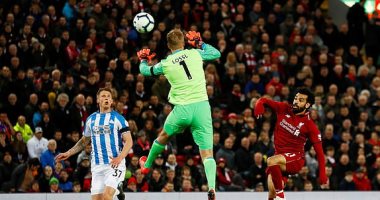 ليفربول ضد هدرسفيلد.. محمد صلاح يسجل الثالث ويعود لصدارة هدافى البريميرليج