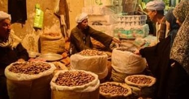 قارئ يشارك بصور استعداد طنطا لاستقبال شهر رمضان الكريم