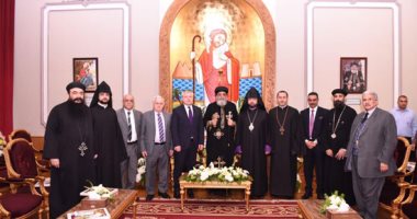 البابا تواضروس يستقبل وفد الكنيسة الأرمينية بكاتدرائية العباسية لتهنئته بالعيد