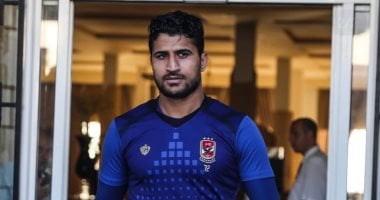 لمواجهة العزل المنزلى.. حارس الأهلى يشاهد مسلسل "النهاية"