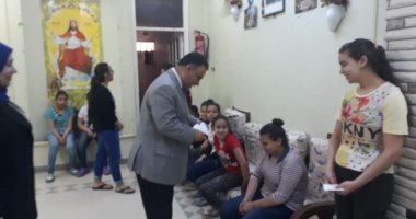 تضامن المنيا توزع عيديات على الأطفال الأيتام بالجمعيات والمؤسسات القبطية