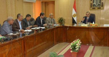 محافظ أسيوط: ضبط طن و500 ألف كيلو أسماك مملحة غير صالحة للاستهلاك الآدمى