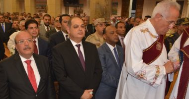 محافظ الغربية يشهد قداس عيد القيامة  بكاتدرائية مارجرجس والشهداء بطنطا