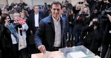 صور.. المرشحون فى الانتخابات الإسبانية يدلون بأصواتهم.. وتوقعات كبيرة بفوز سانتشيز