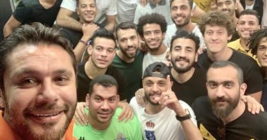 صور .. عزومة سمك من الصقر للاعبى بيراميدز بعد الفوز على الزمالك