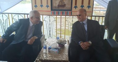صور.. محافظ القاهرة يتفقد مرسى ماسبيرو النهرى ويطمئن على عوامل الأمان بالأتوبيسات