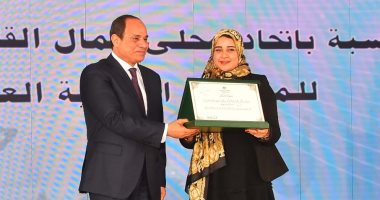 صور وفيديو..الرئيس السيسي: لا يستطيع أحد تغيير إرادة المشاركين فى الاستفتاء