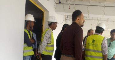 صور.. لجنة من مجلس الوزراء تتفقد ستاد الإسماعيلية
