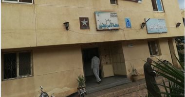 مستشفى طب الأسرة بقرية جنزور بدون أطباء.. والأهالى: مش عارفين نعمل حتى تصريح دفن