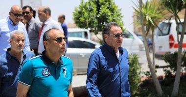 الخطيب وحسن حمدى والعامرى فى تشييع جنازة لاعبة يد الأهلى