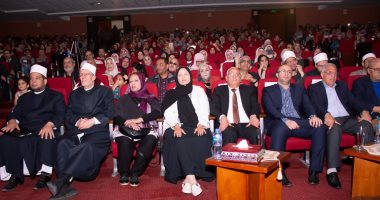 صور.. محافظ بورسعيد يشهد حفل إنشاد دينى فى أوبرا المركز الثقافى