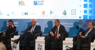 وزير الاتصالات: عقد شراكات عالمية لتنفيذ استراتيجية الذكاء الاصطناعى 