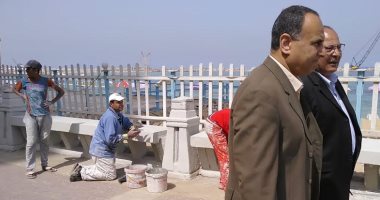 أعمال ترميم و صيانة كورنيش الاسكندرية استعدادا للصيف 