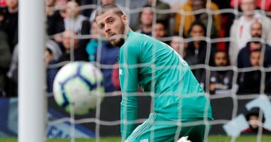 إنريكي يرفض تحميل دي خيا مسئولية خسارة منتخب إسبانيا من أوكرانيا