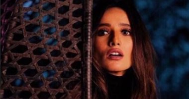 زينة تغنى "يا ريتك فاهمنى" لابنيها.. وهكذا تصرفت أنغام