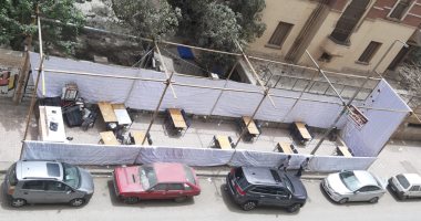 خيمة للسحور على رصيف شارع ولى العهد بمنطقة حدائق القبة بدون ترخيص