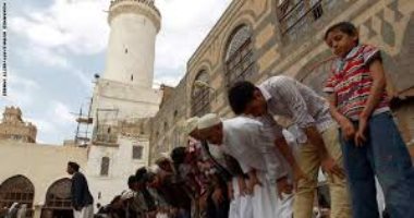 رمضان فى اليمن.. الحصار الحوثى يسرق بهجة الشهر الكريم فى عاصمتها الثقافية..والأزمة الاقتصادية تخنق اليمنيين بصعناء.. و لرمضان فى "عدن" شكل تانى.. 200 مليون دولار مساعدات سعودية وإماراتية والحوثى يمنع دخولها