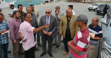 محافظ جنوب سيناء يتفقد ميناء الصيد والرصف الداخلى بالمدينة