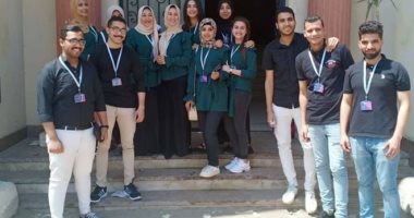 طلاب الإعلام بجامعة طنطا يصممون مشروع تخرج للتوعية بدور الكفيف