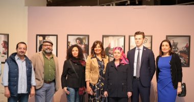 سفارة السويد تفتتح معرض صور عن الأبوة فى مكتبة الأسكندرية