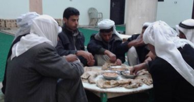 مجالس ودواوين بدو سيناء.. ساحات يتوارث فيها الأجيال إحياء طقوس رمضان
