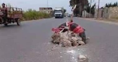 طريق يهدد حياة المارة يربط بين فاقوس والزقازيق بالشرقية